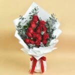 Million Smiles: 15 Red Roses, Pure Delight