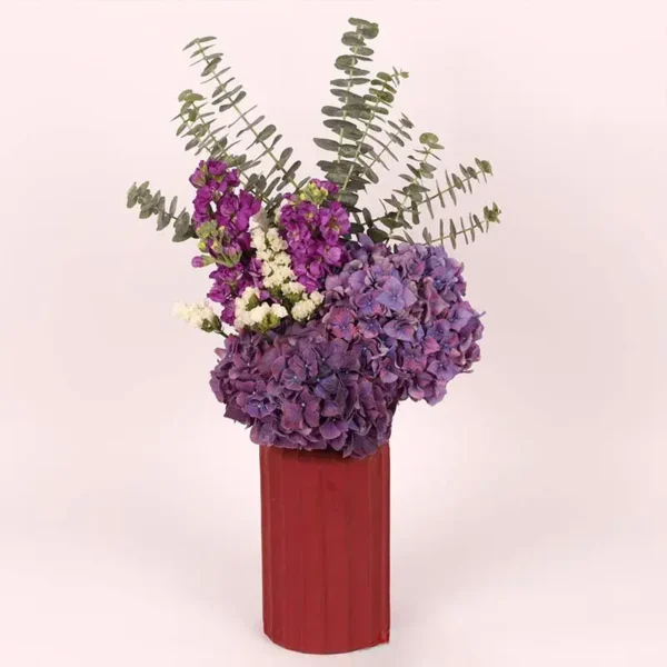 Purple Radiance: Premium Display in Ceramic Glass Vase - Elegant Floral Arrangement