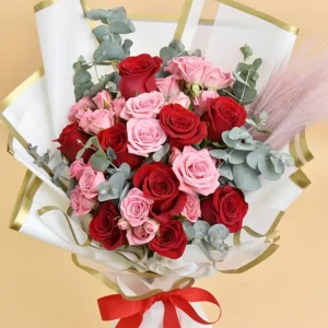 red-and-pink-roses-beauty-bouquet_2.webp